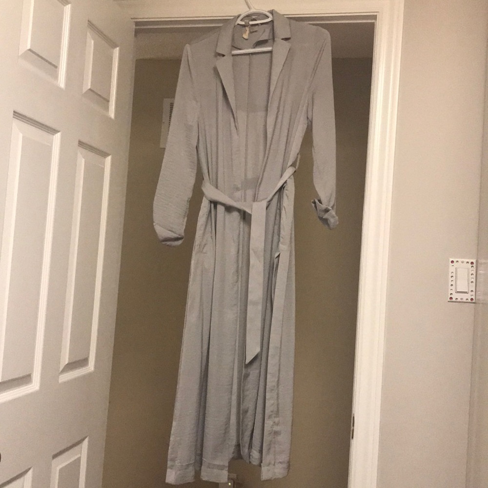 Flowy overcoat